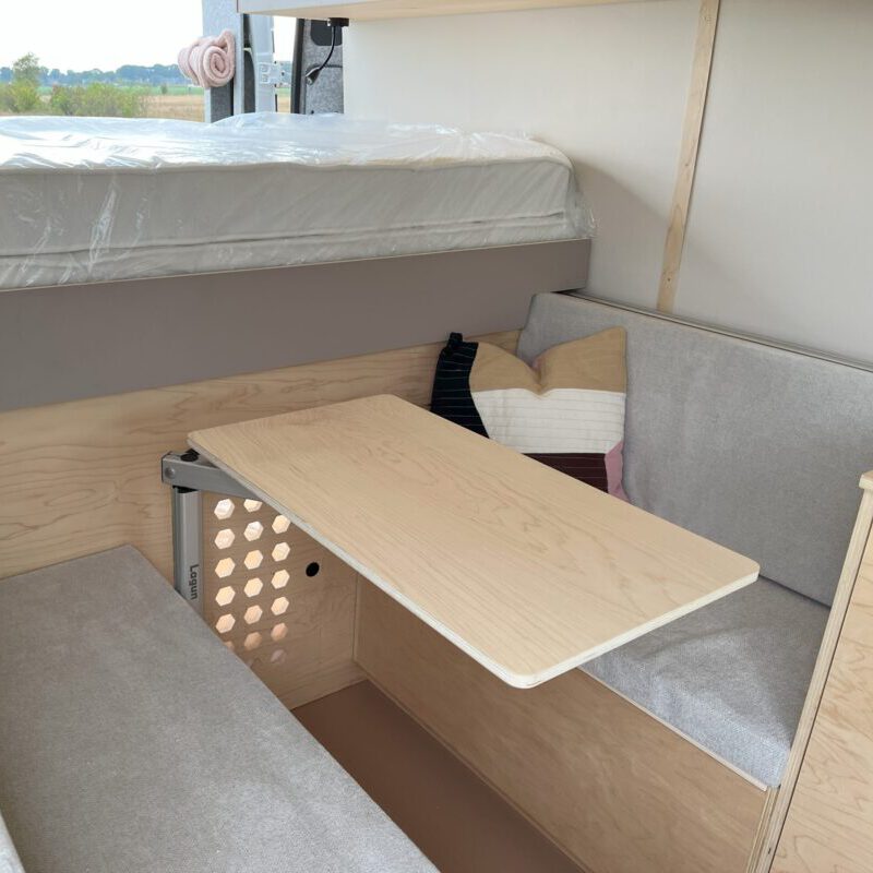 Camperbouw - Wombat zithoek Camperbouw Peugeot Boxer L1H2 - overzicht